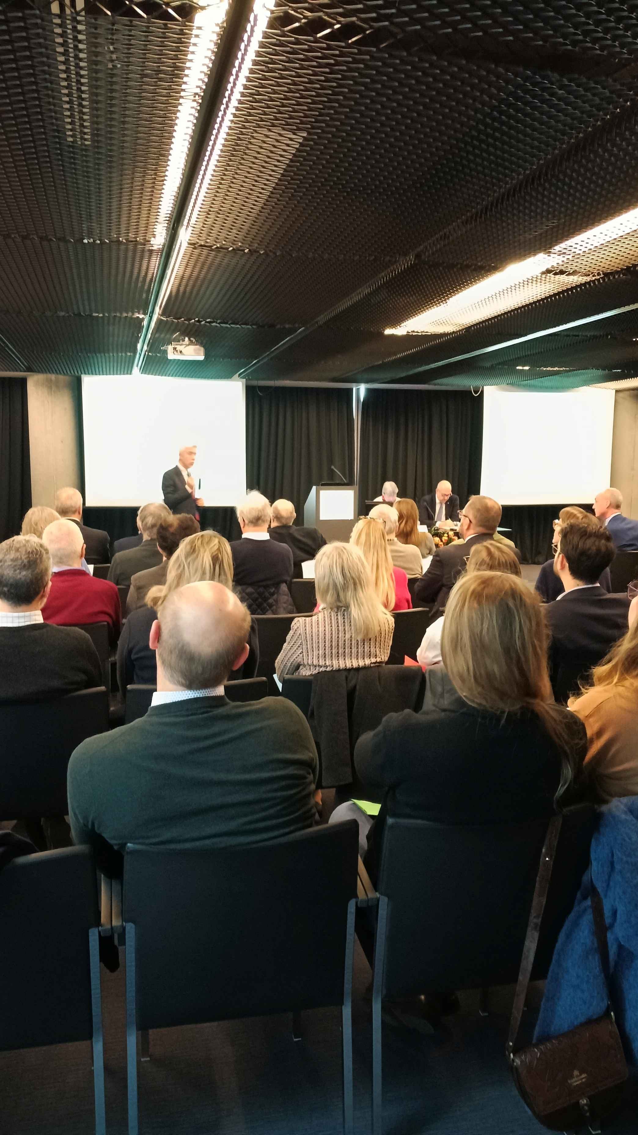 Clicca per accedere all'articolo Convegno 8 novembre: interventi dei Relatori